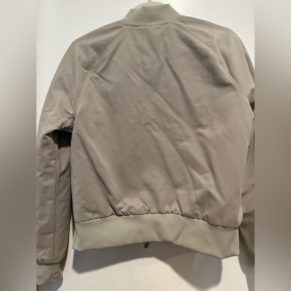 Lululemon Non-Stop Cottom Reversible Quilted Bomber Jacket - Picture 4 of 7